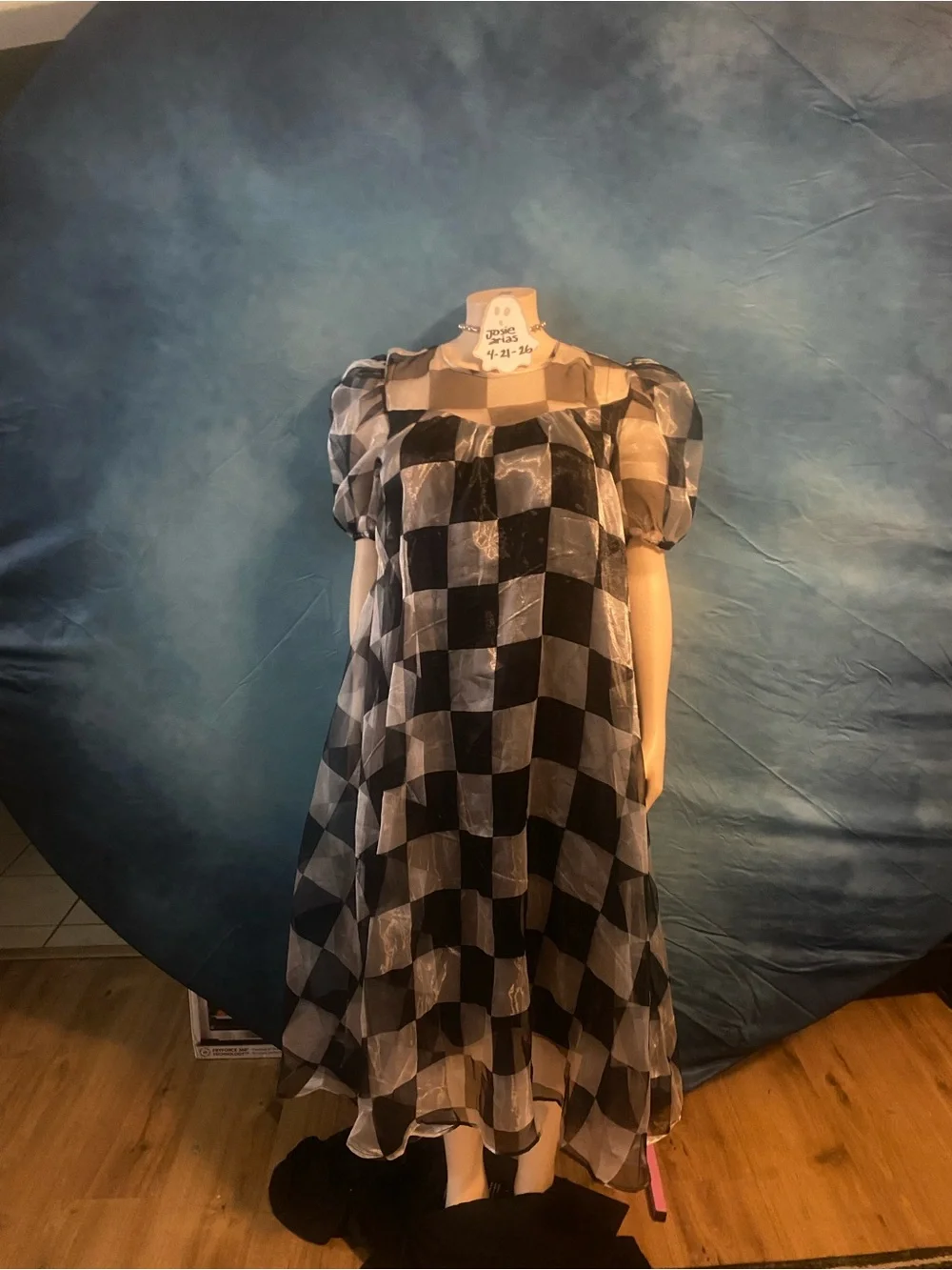 Dressed in LALA Checkerboard Puff-Sleeve Dress in Black and white - Picture 3 of 3